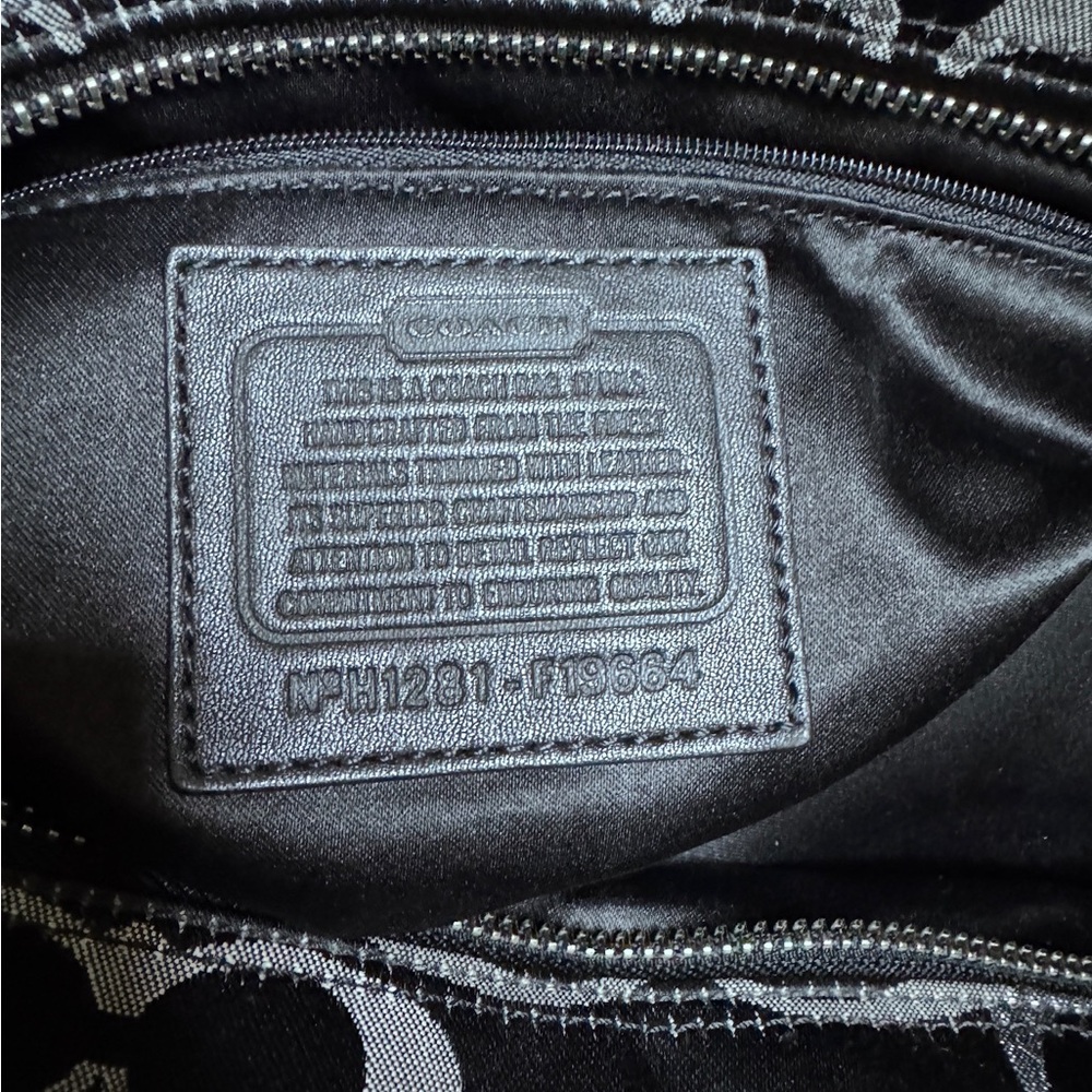 Coach Women's Metallic Silver Black SoHo Signature Shoulder Bag Tote F19664 Y2K - Picture 10 of 16